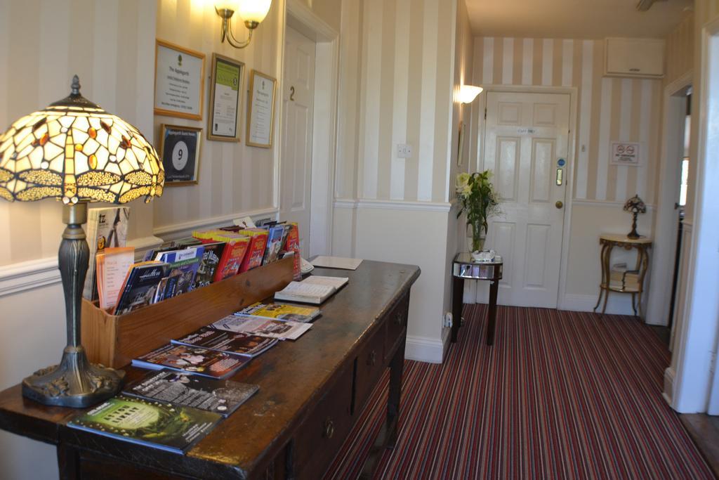 Applegarth Guest House Stratford-upon-Avon Bagian luar foto